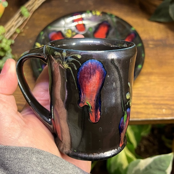 MDWald Teacup and Saucer Massage Lotion Candle Signed Porcelain - Picture 4 of 13